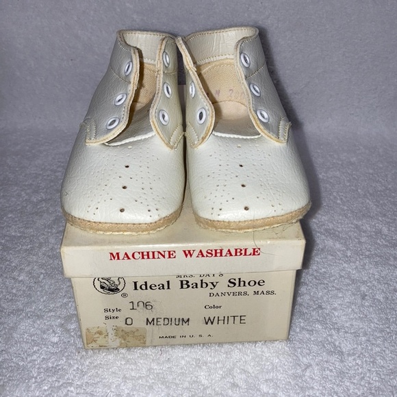Vintage mrs day ideal baby shoe washable style 106 size 0 medium white - Picture 1 of 7